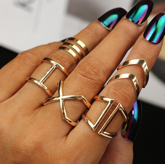 5 Pcs/ Set Classic Gold Colour V Chevron Rings Geometrical Irregular Ring Set Lady Charm Costume Jewelry Accessories Midi Rings